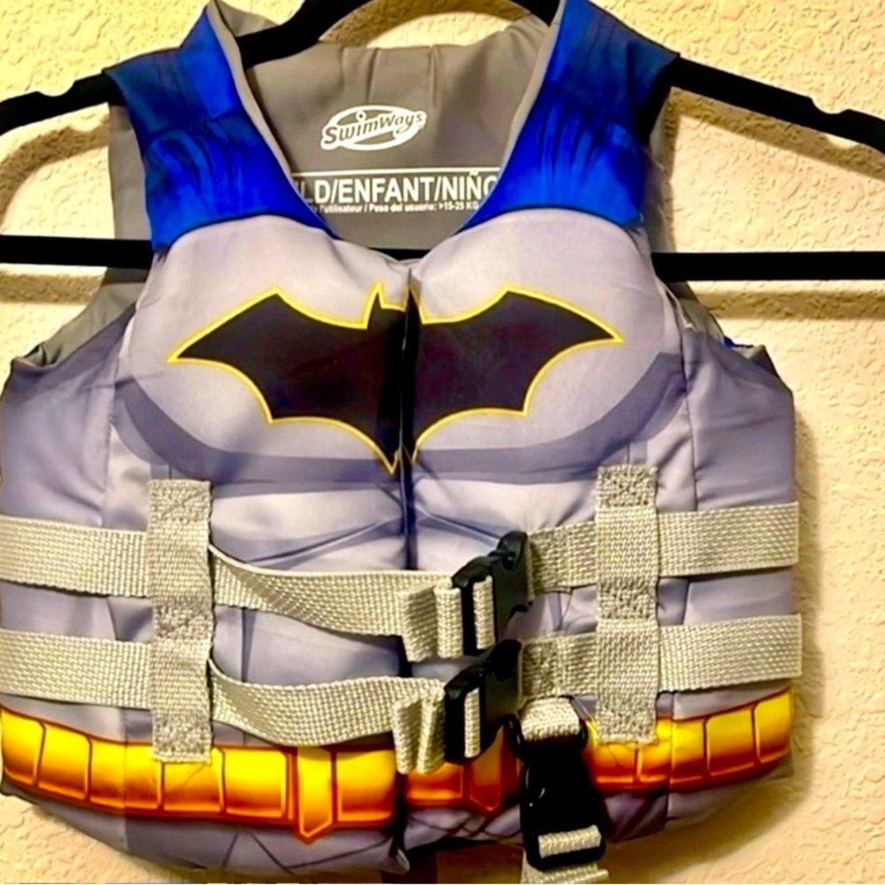 SwimWays Batman Life Vest for Kids, Blue and Gray, Child 33-55 lbs